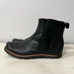 Cliff Dweller Black Leather Ankle Boots