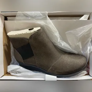 CLOUDSTEPPERS by Clark’s Brown Ankle Boots Bronze Size 9.5 W