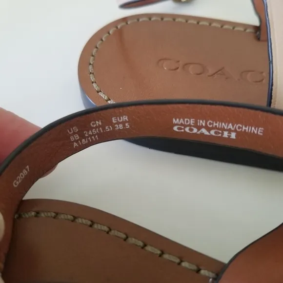 Coach | Beachwood Saddle Chalk Sandals