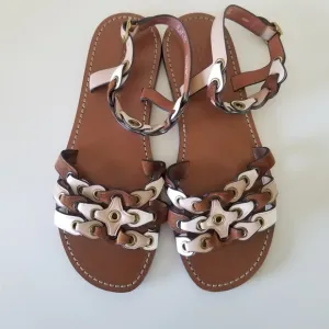 Coach | Beachwood Saddle Chalk Sandals