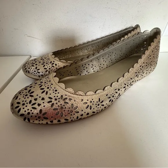 Coach Carsin Gold Metallic Leather Cut Out Flat Ballet Loafer Shoes Size 10
