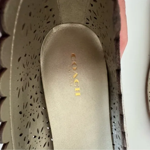 Coach Carsin Gold Metallic Leather Cut Out Flat Ballet Loafer Shoes Size 10