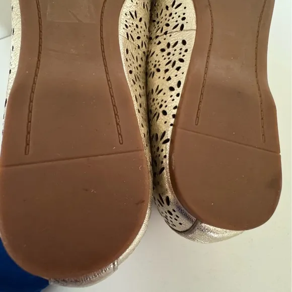 Coach Carsin Gold Metallic Leather Cut Out Flat Ballet Loafer Shoes Size 10