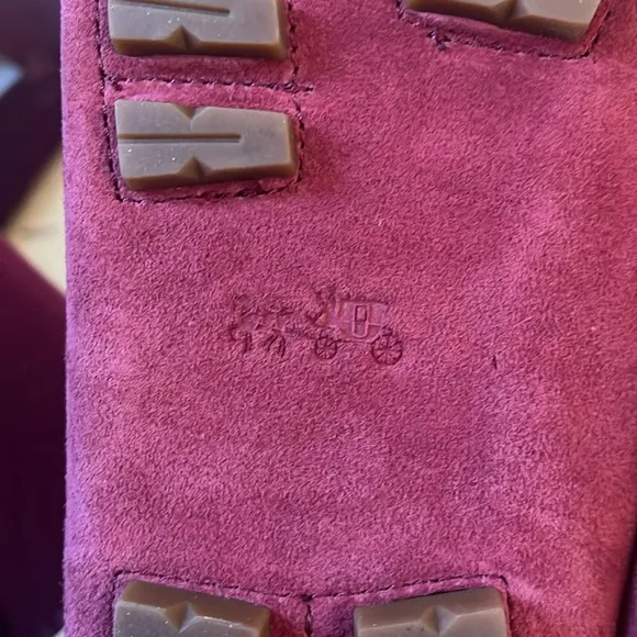 Coach Rasberry Amber Suede Loafers with Metallic Emblem brand new unworn size 11