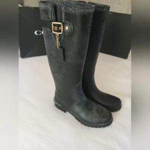 Coach Riley Tall Rubber Rain Boots Black W/ Gold Buckle Hangtag Size 8B
