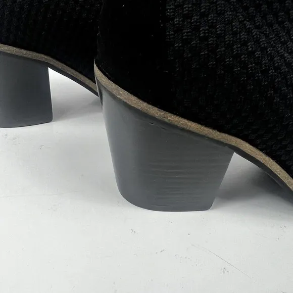 Cole Haan Grand OS Black Knit Suede Maggie Ankle Boots Sz 7B Bootie NWT