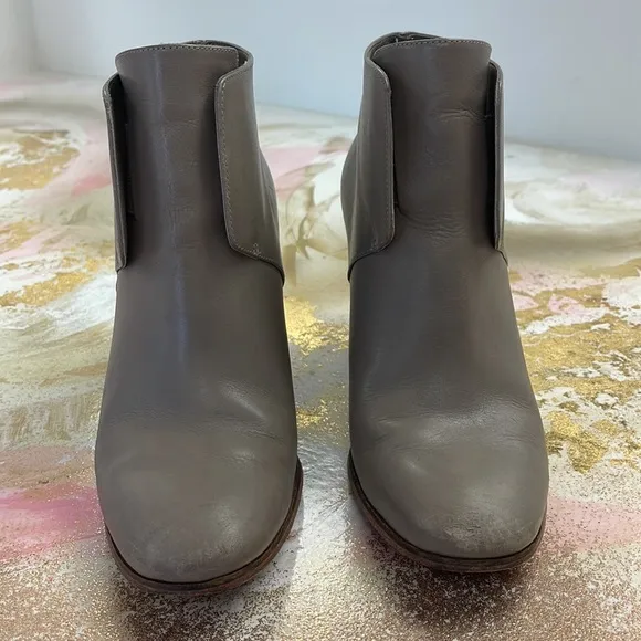 Cole Haan Hayden gray ankle boots bootie 8