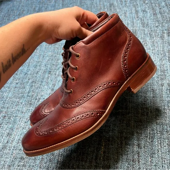Cole Haan Liam Chukka 11 Wingtip Leather Ankle Boots in Brown