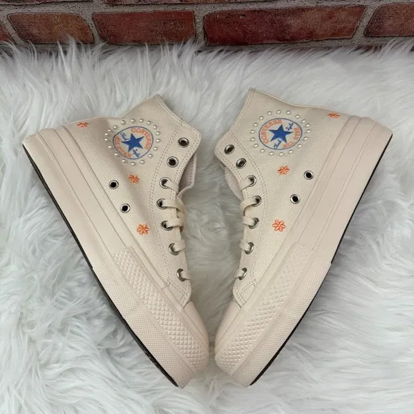 Converse Chuck Taylor All Star Lift Platform Pearls Women's Size 8.5 NEW A05972C