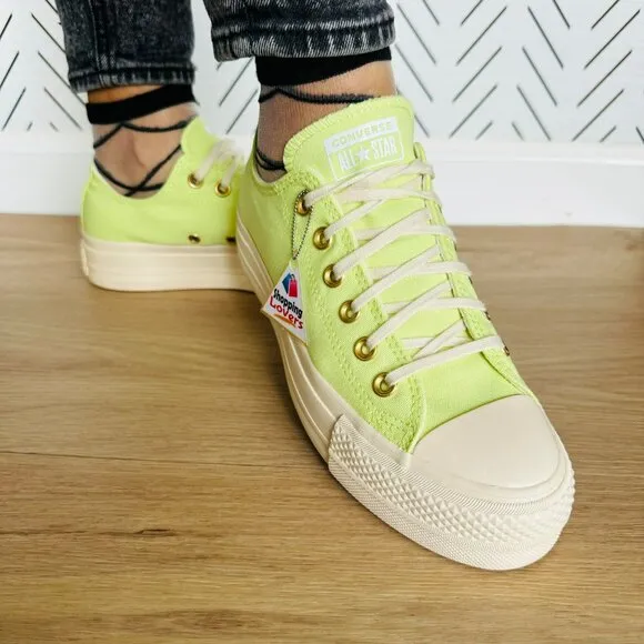 ⭐Converse Chuck Taylor All Star Lift Platform Sz 9 Women's Shoes Green A09913F