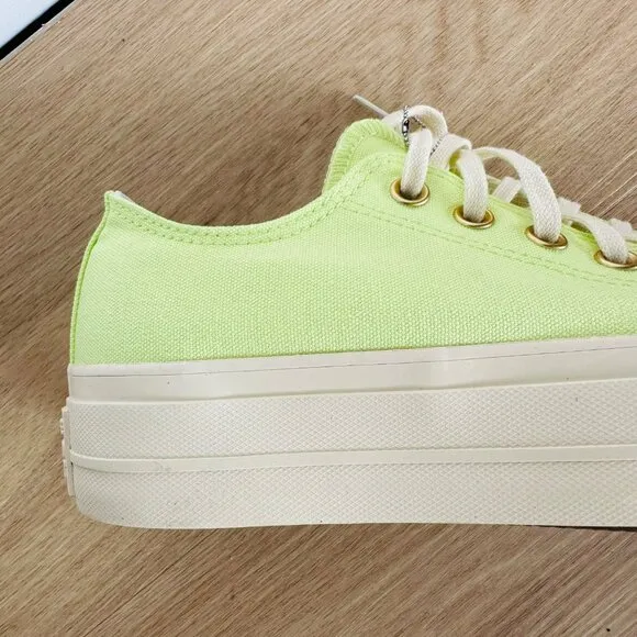 ⭐Converse Chuck Taylor All Star Lift Platform Sz 9 Women's Shoes Green A09913F