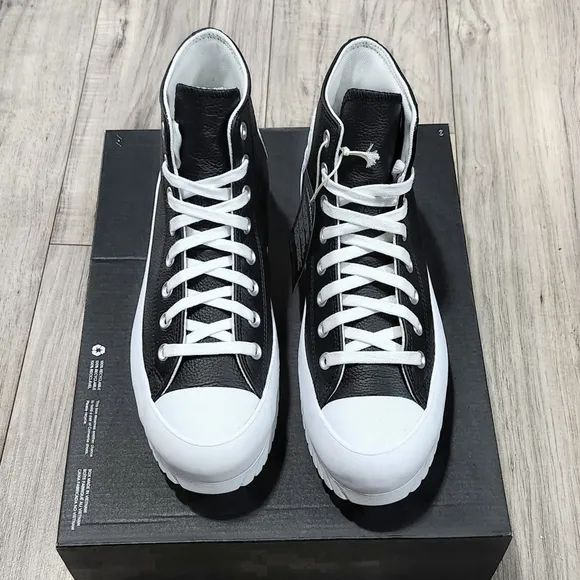 Converse CTAS Lugged 2.0 HI Leather Womens Size 10.5 Black Shoes