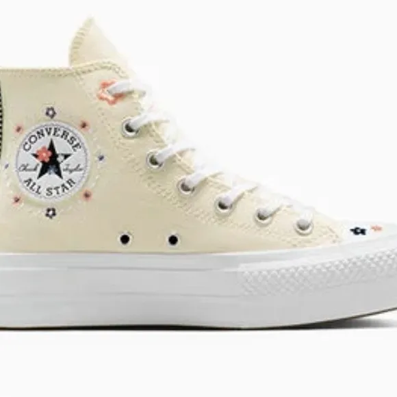 Converse Lift Platform Petite Petals High top shoes light dune women’s 7.5