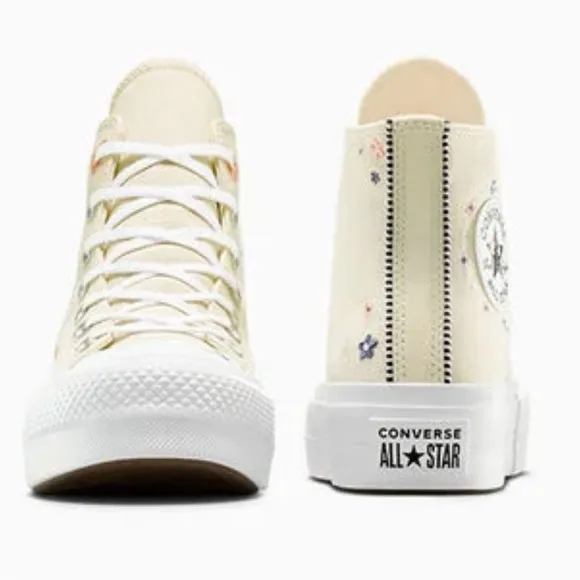 Converse Lift Platform Petite Petals High top shoes light dune women’s 7.5