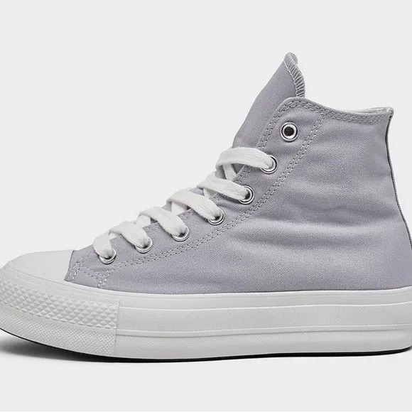 Converse Lift Platform shoes women’s 8 ghost town