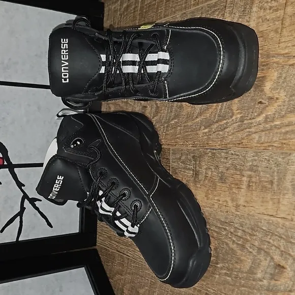Converse Steel Toe Black Boots NWT Size 7