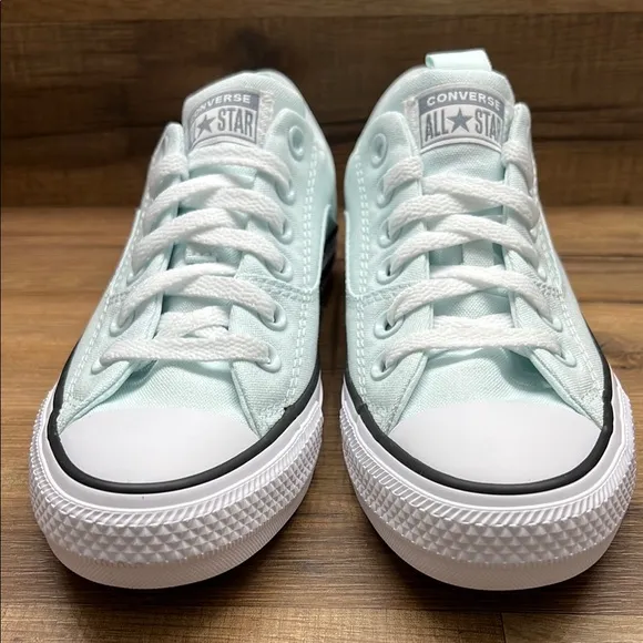 Converse Women's Light Blue Sneakers