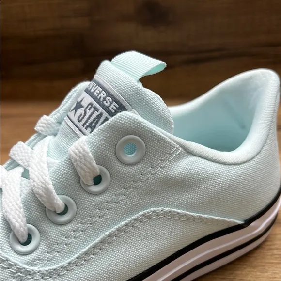 Converse Women's Light Blue Sneakers