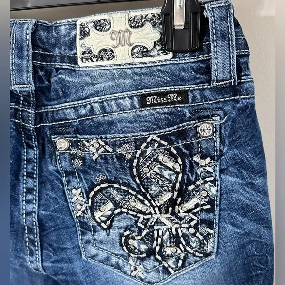 COPY - MISS ME Mid-Rise Bootcut Rhinestone Denim Jeans size 26