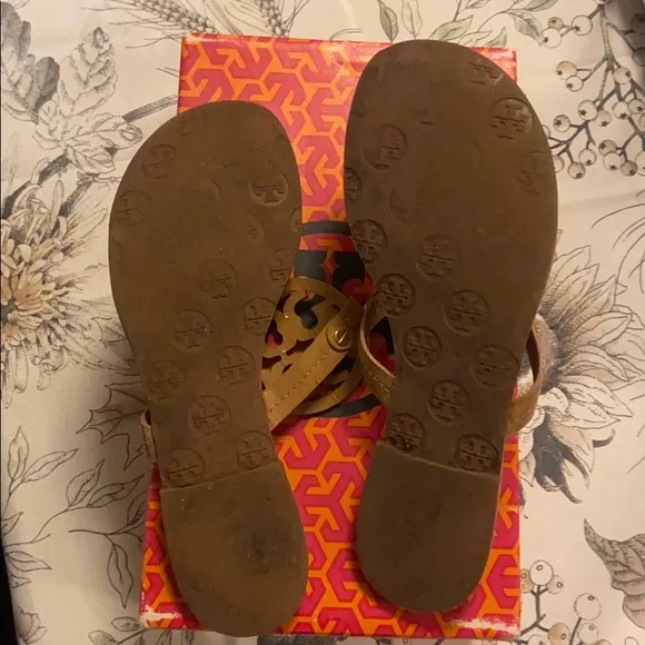 COPY - Tory sandals
