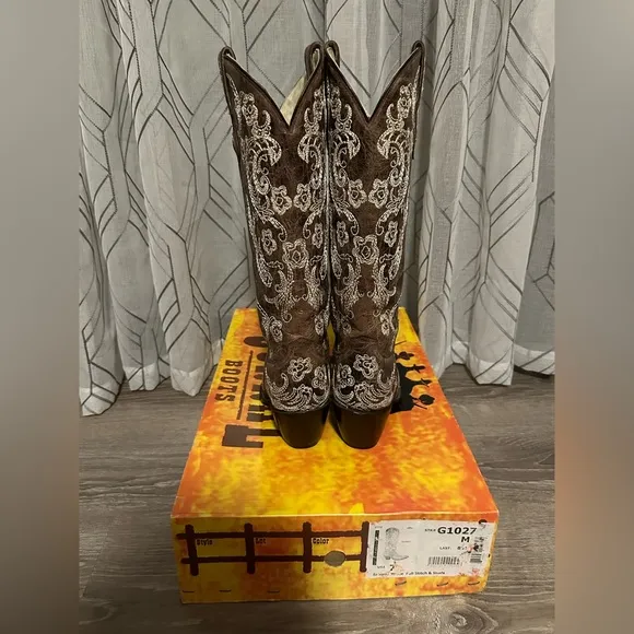 Corral Brown White Floral Stitch Studs Style G1027 Size 7 Wedding Cowboy Boots
