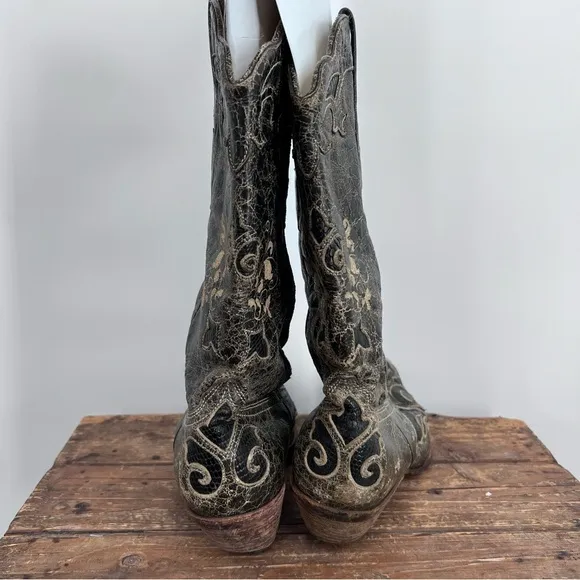 Corral C2108 Black Distressed Embroidered Lizard Inlay Snip Toe Cowboy Boots