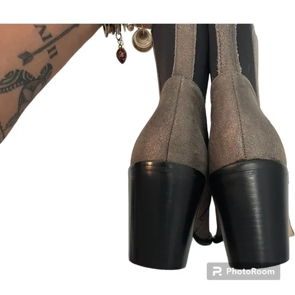 Corso Como Gunmetal Leather Western Chelsea Ankle Boots Size 8