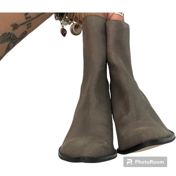 Corso Como Gunmetal Leather Western Chelsea Ankle Boots Size 8