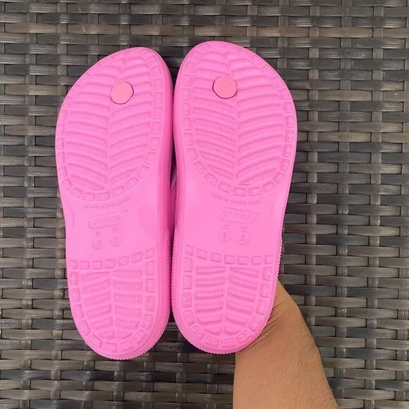 Croc sandals, women’s size 5