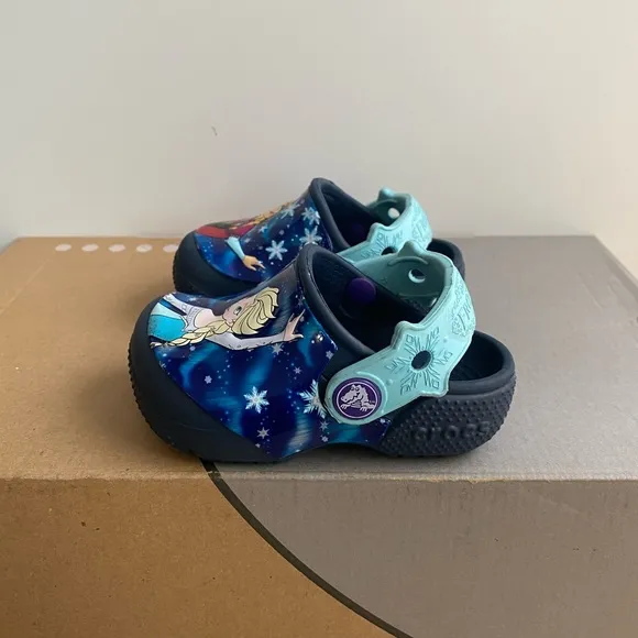 CROCS Disney Frozen ❄️Toddler Sandals - SZ 4 C