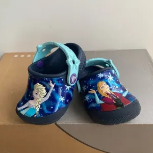 CROCS Disney Frozen ❄️Toddler Sandals - SZ 4 C