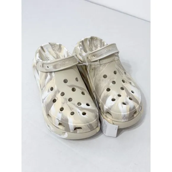 Crocs NWT Sz M 12/W14 Bone Multi Classic Crush Platform Clogs