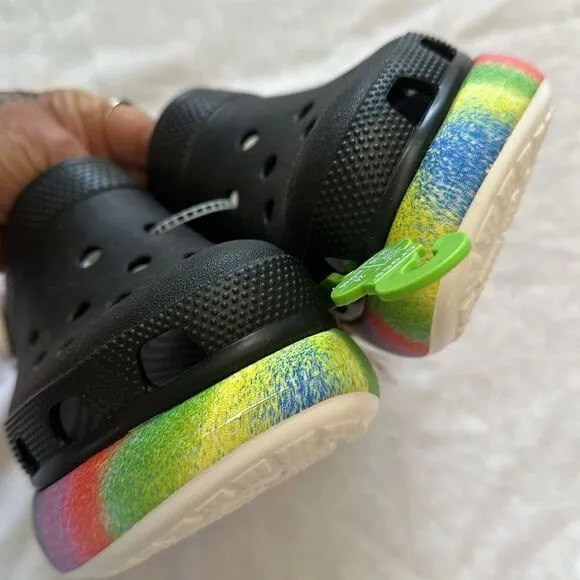 Crocs Platform Classic Crush Spray Dye Clog Black Rainbow Slip On Shoes M 6 W 8