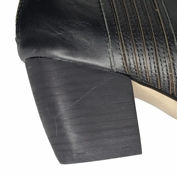 Cynthia Vincent Aston Leather Ankle Boots Size 6.5