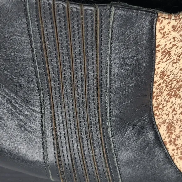 Cynthia Vincent Aston Leather Ankle Boots Size 6.5
