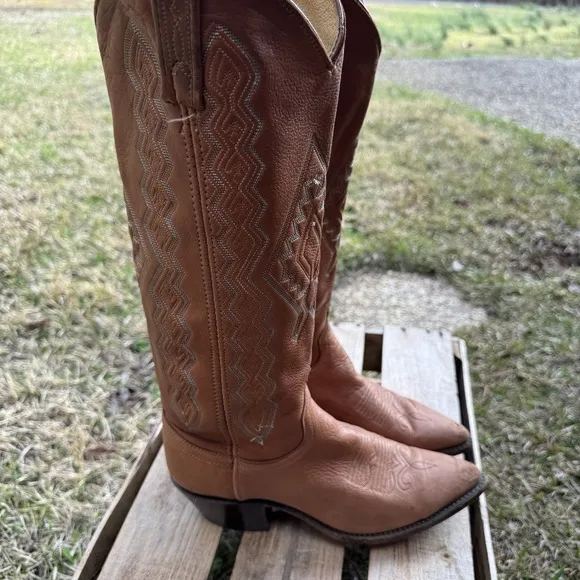 Dan Post Women's Western Boot size 6.5M Light Brown Made in USA