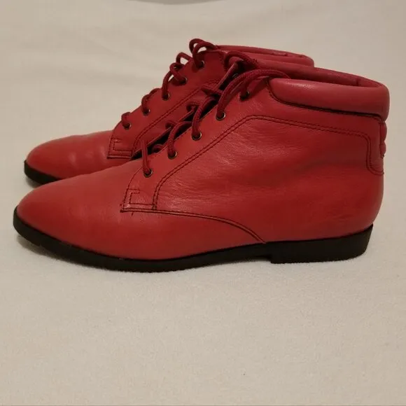 Danexx Women’s Red Leather Booties / Ankle Boots   8 M