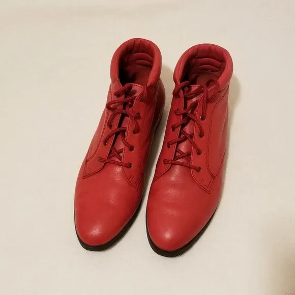 Danexx Women’s Red Leather Booties / Ankle Boots   8 M