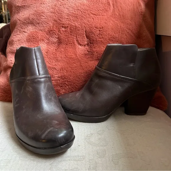 Dansko Brown Leather Ankle Boots 39, 7.5