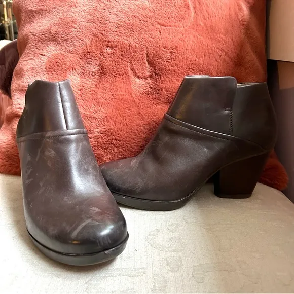 Dansko Brown Leather Ankle Boots 39, 7.5