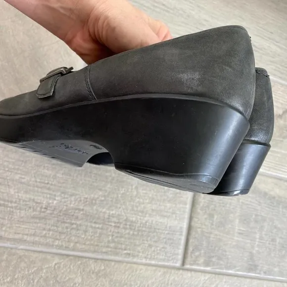 Dansko Jane slip on clog buckle size 40 shoes
