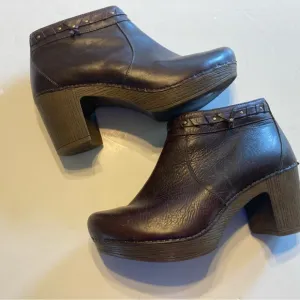Dansko Leather Dabney Ankle Boots