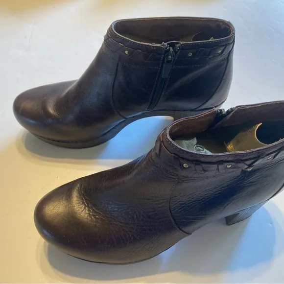Dansko Leather Dabney Ankle Boots