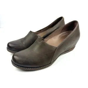 Dansko Liliana Shoes 38 Brown Leather Slip On Comfort Wedge Womens