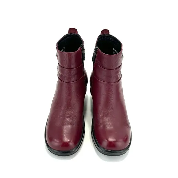 DANSKO RED LEATHER ROUNDED TOE WEDGE PLATFORM ZIPPER CLOSURE ANKLE BOOTS/BOOTIES