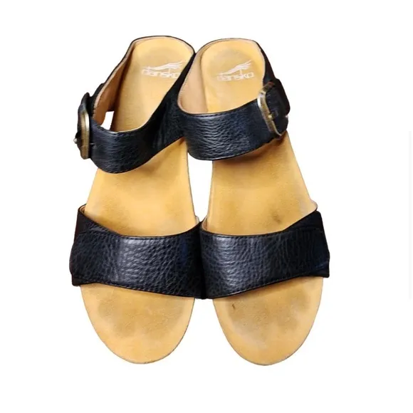 Dansko Tanya leather sandals size 9