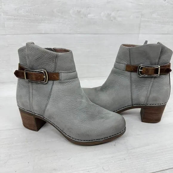 Dansko Women 6.5-7 Hartley Ankle Boot Grey Nubuck Tan Leather Trim Block Heels