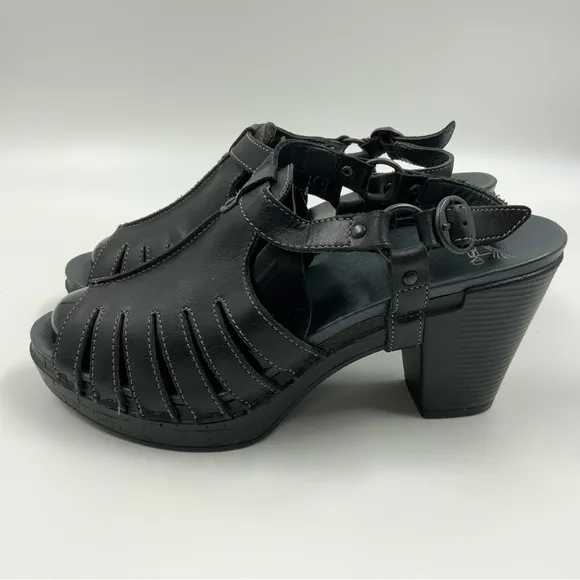 Dansko Women’s Randa Black Full Grain Leather Heeled Sandals. Size 41.