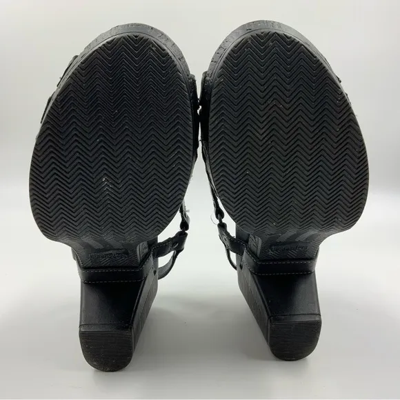 Dansko Women’s Randa Black Full Grain Leather Heeled Sandals. Size 41.
