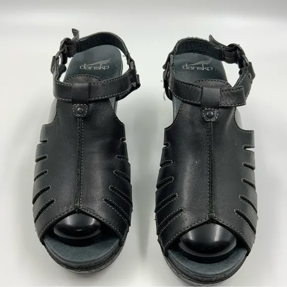 Dansko Women’s Randa Black Full Grain Leather Heeled Sandals. Size 41.